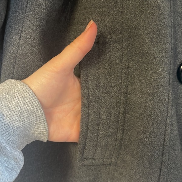 Coat - Picture 4 of 6